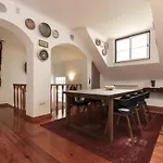 Grand Parliament Duplex By Homing
